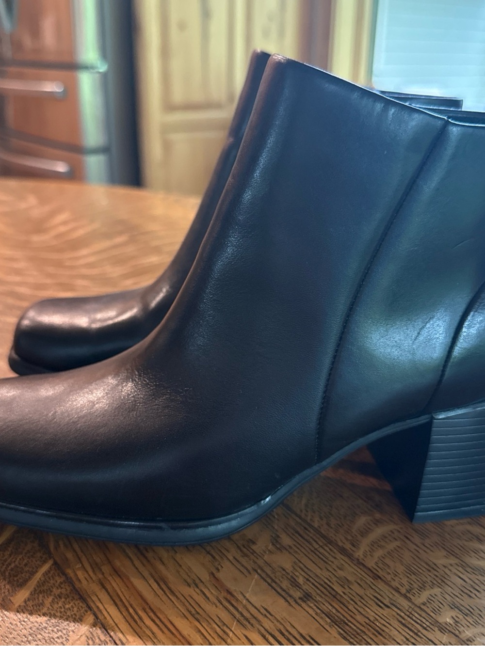 White Mountain Black Leather Ankle Booties with Stacked Heel